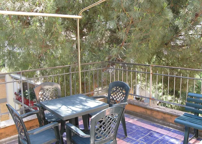 Acomodação com café da manhã  Attico Dei Pini Roma